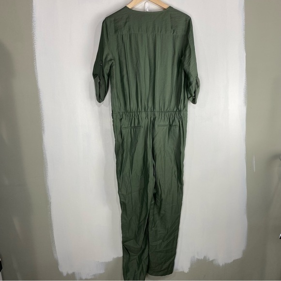 DKNY Utility Cargo Tie Front Waist One Piece Zip Up Jumpsuit Army Green Size 4 - Picture 8 of 9